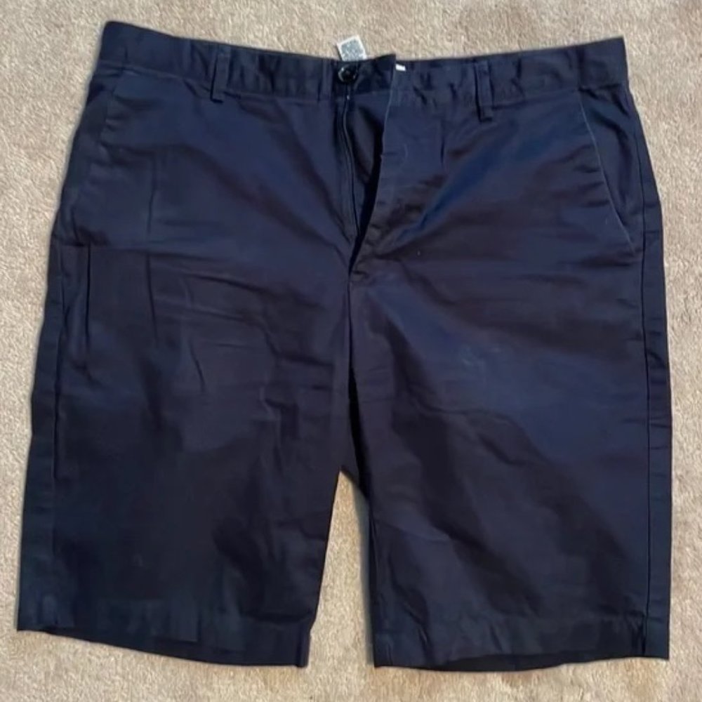 Calvin Klein Shorts - Navy - Flat Front -57 Size: 32